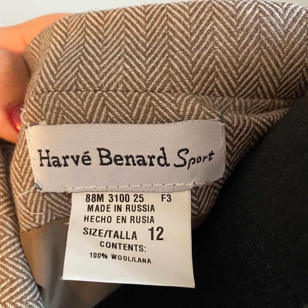🎊SOLD🎊harve  Benard Sport Blazer Tan and Cream Chevron Design: Size 12 - Picture 5 of 6